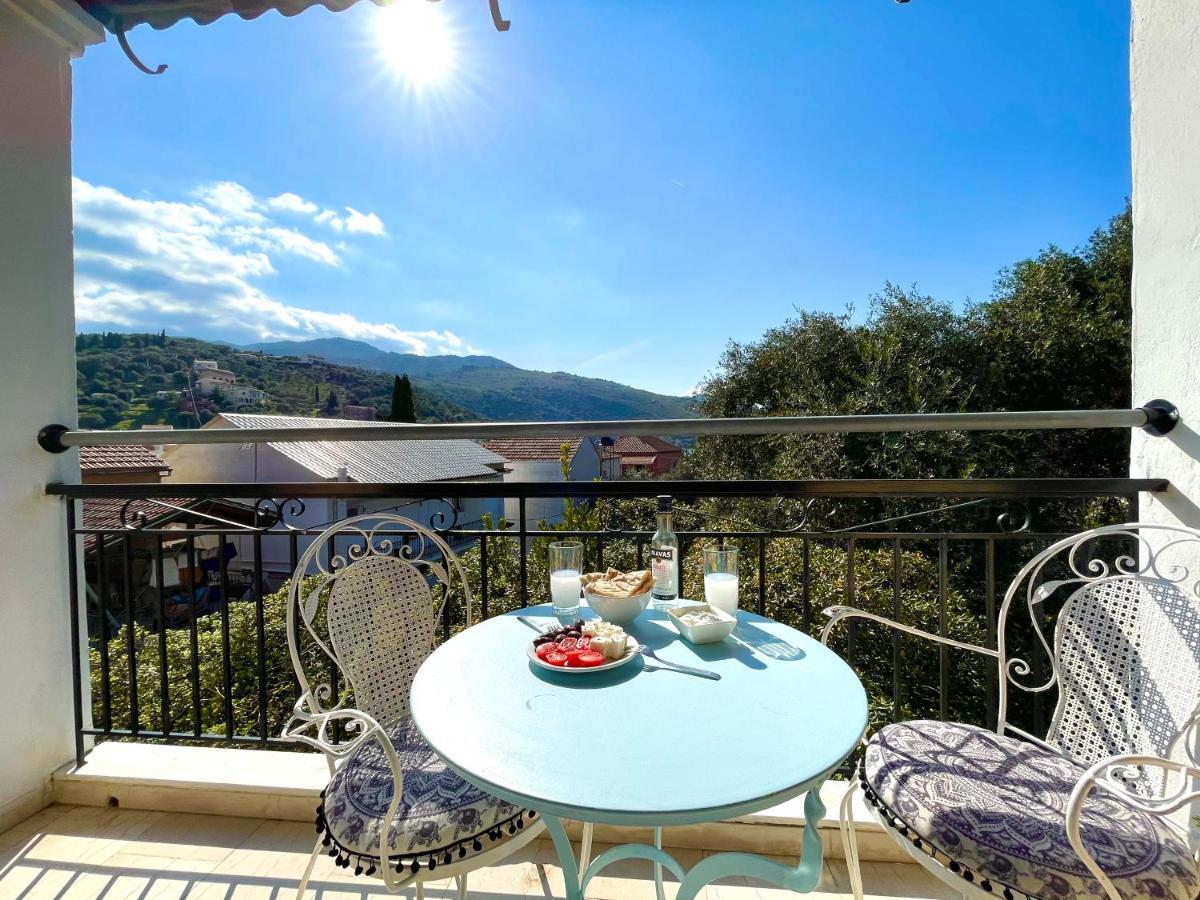 Sunflower Apartments & Studios Kassiopi Luaran gambar