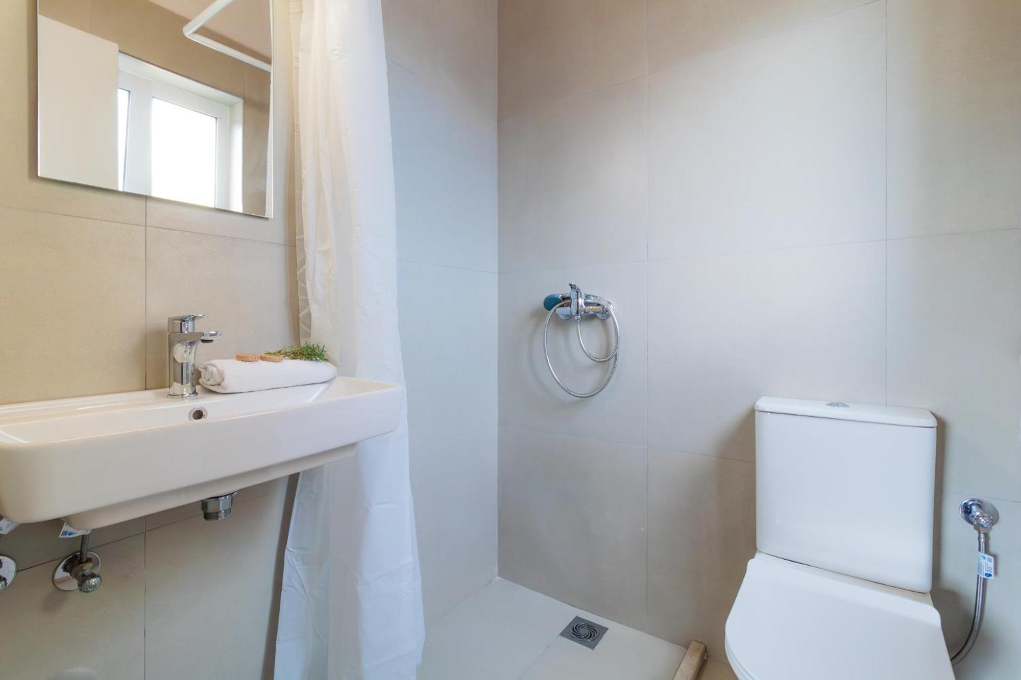 Sunflower Apartments & Studios Kassiopi Luaran gambar